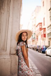 Viskose Popeline Korall Blumen - creme