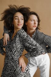 Strickstoff Jacquard Zebra - schwarz