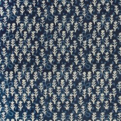 Baumwollvoile Blumenreihen - dunkel indigo