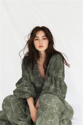 Musselin Bestickt Blumen - gurkengrün